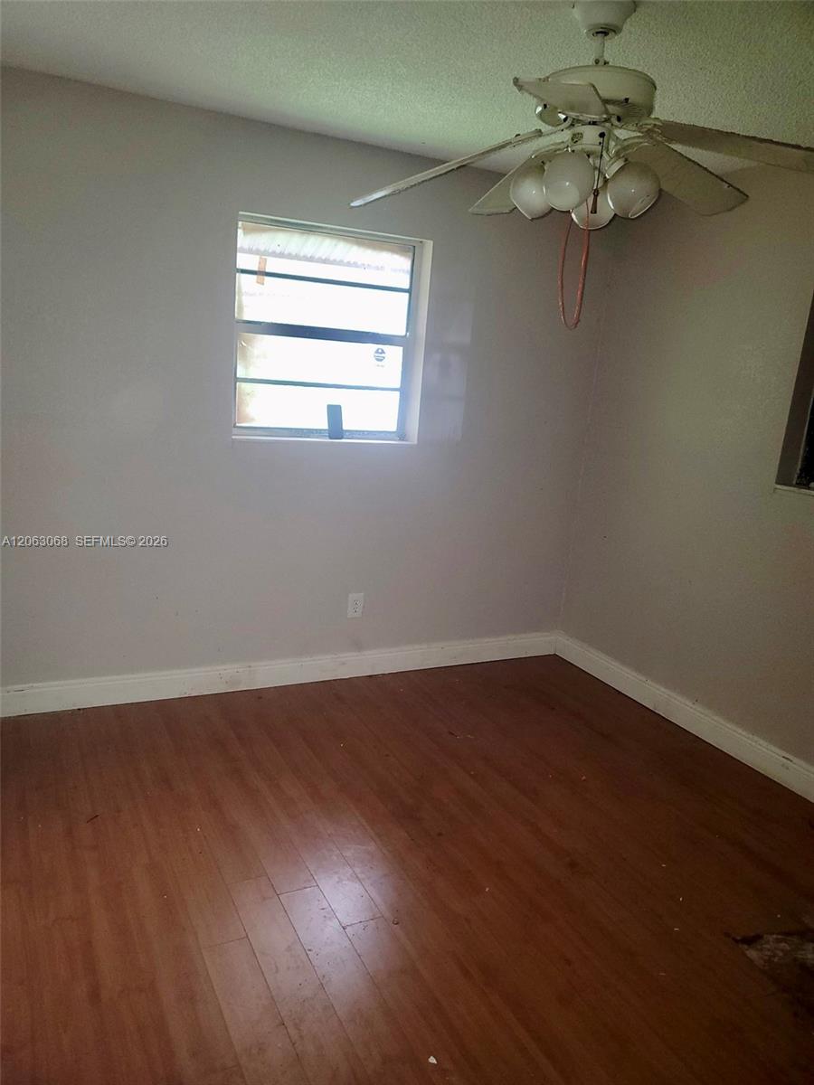 10210 Southwest 173rd Street Miami, FL 33157 - Photo 5 of 12 Gallery Image 5