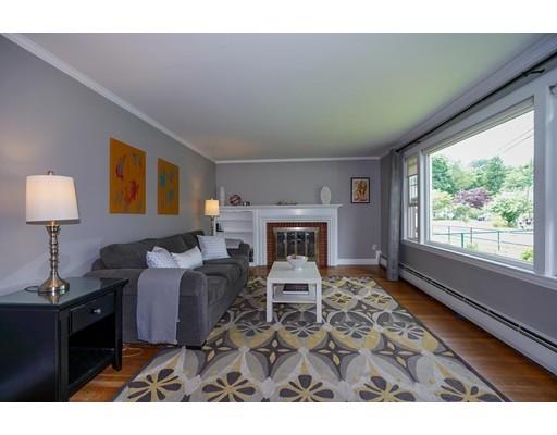 29 Stowecroft Road Arlington, MA 02474 - Photo 7 of 24