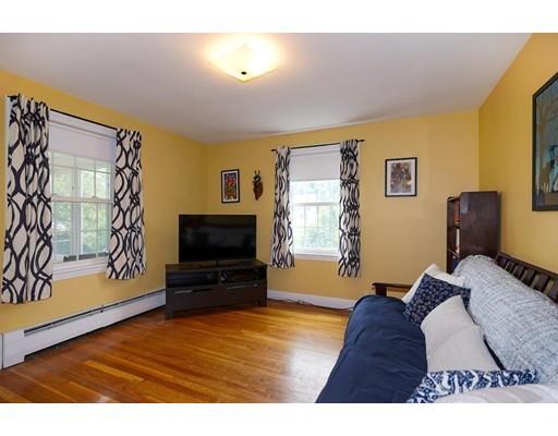 29 Stowecroft Road Arlington, MA 02474 - Photo 9 of 24