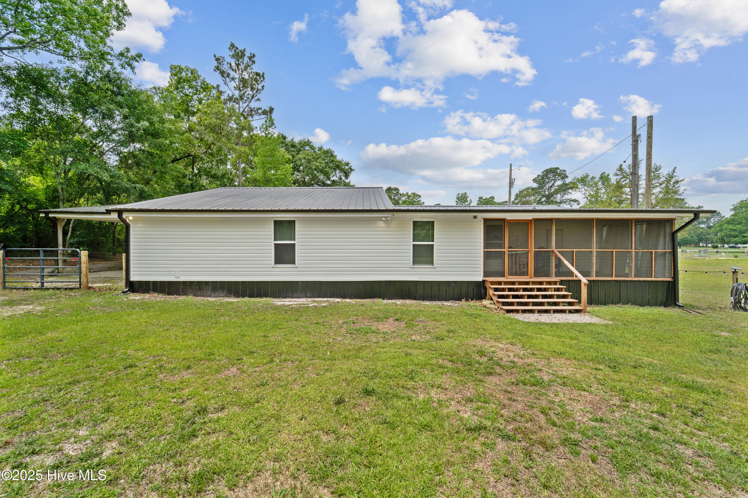 123 Jackson Store Road Beulaville, NC 28518 - Photo 48 of 58 ENCLOSED DECK