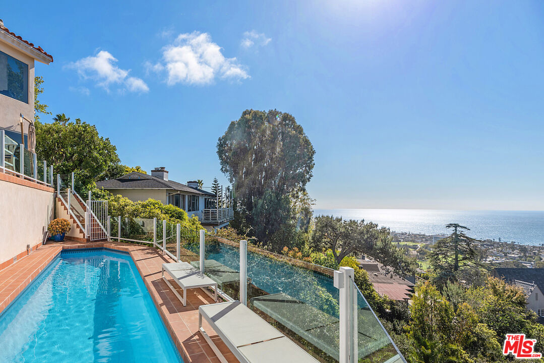 7350 Brodiaea Way La Jolla, CA 92037 - Photo 57 of 60