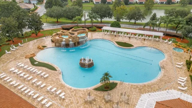 $335,000 | 10079 Ketch Kay Lane, Oxford, FL 34484