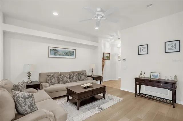 $335,000 | 10079 Ketch Kay Lane, Oxford, FL 34484