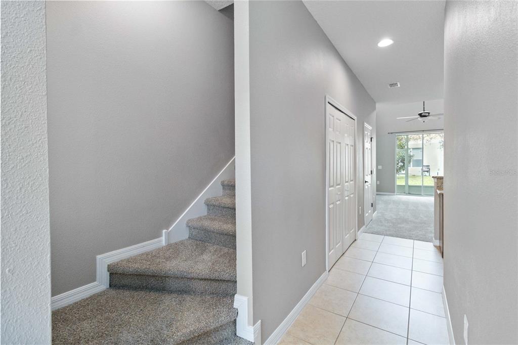 570 Pacito Way St. Cloud, FL 34769 - Photo 3 of 29