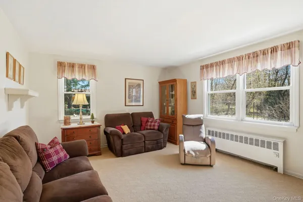 $295,500 | 3 Bryant Crescent, Unit 1D, White Plains, NY 10605