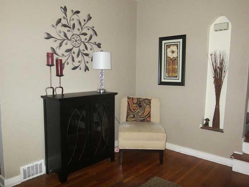 Living Room. 