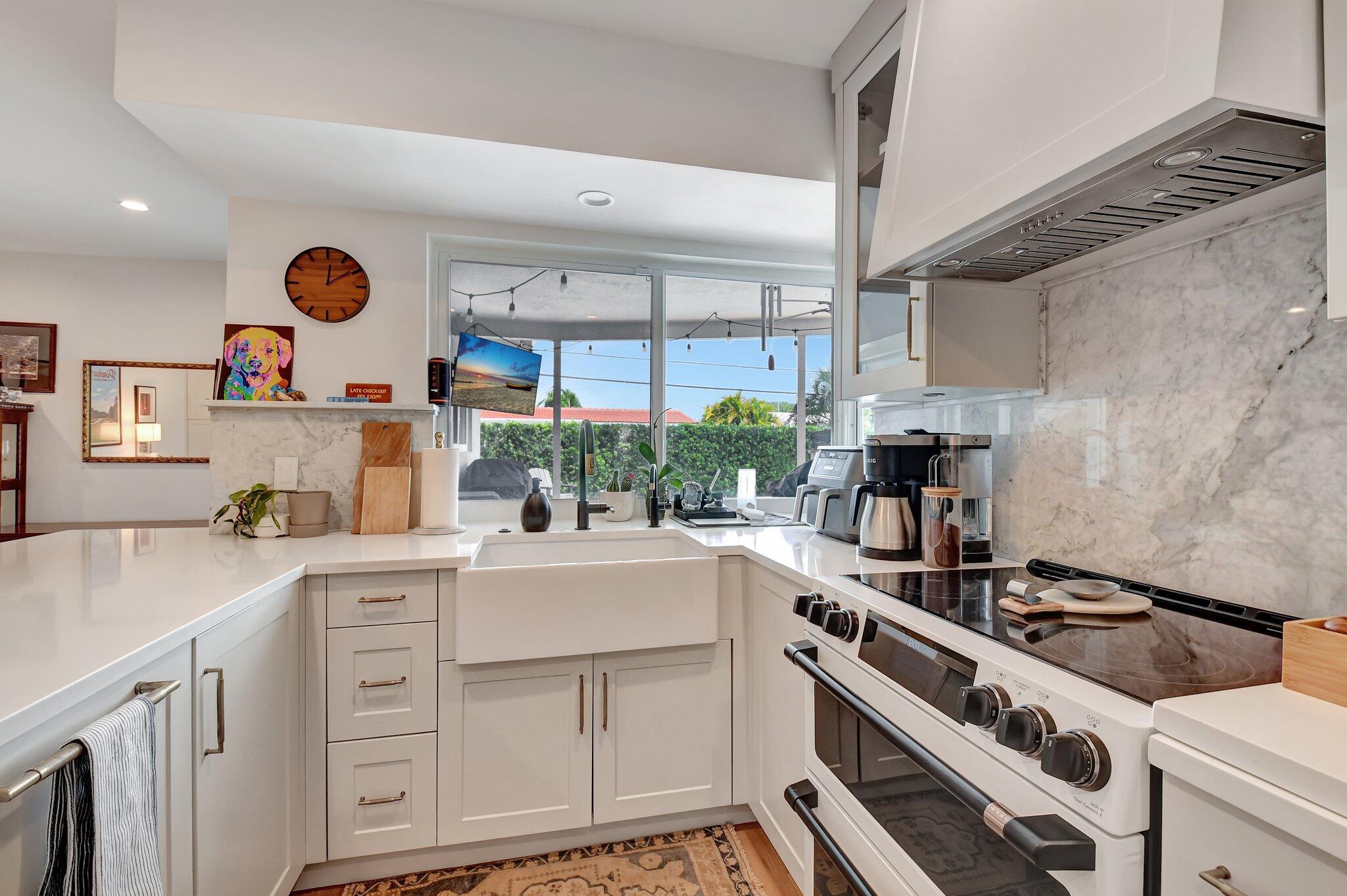 995 Southwest 13th Drive Boca Raton, FL 33486 - Photo 18 of 43 17-web-or-mls-DSC_1635