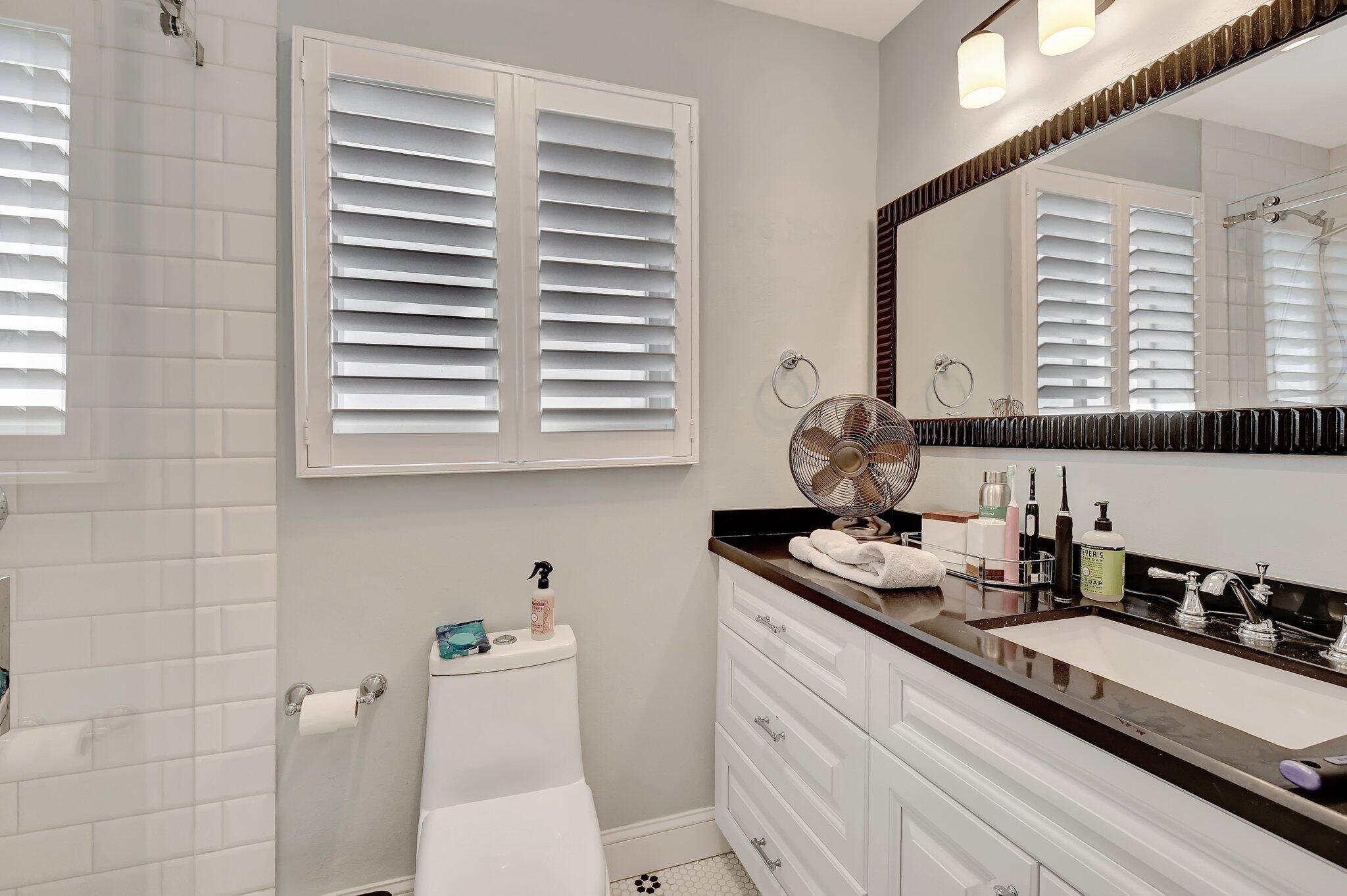 995 Southwest 13th Drive Boca Raton, FL 33486 - Photo 24 of 43 23-web-or-mls-DSC_1665