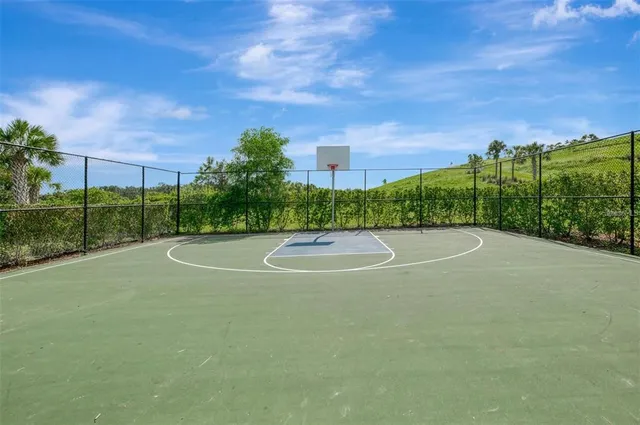 $640,000 | 6310 Grandview Hill Court, Bradenton, FL 34203