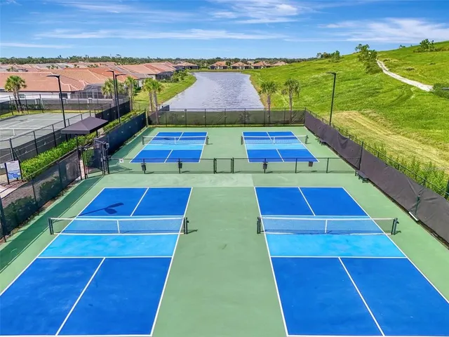 $640,000 | 6310 Grandview Hill Court, Bradenton, FL 34203