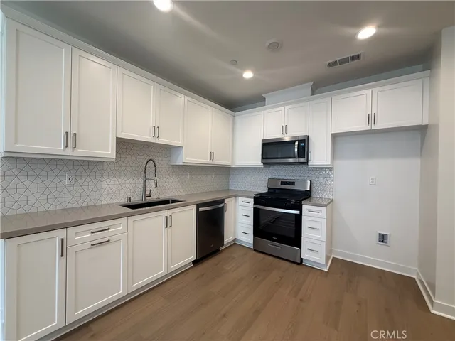 $3,100 | 4231 South Sage Paseo, Unit 97, Ontario, CA 91761