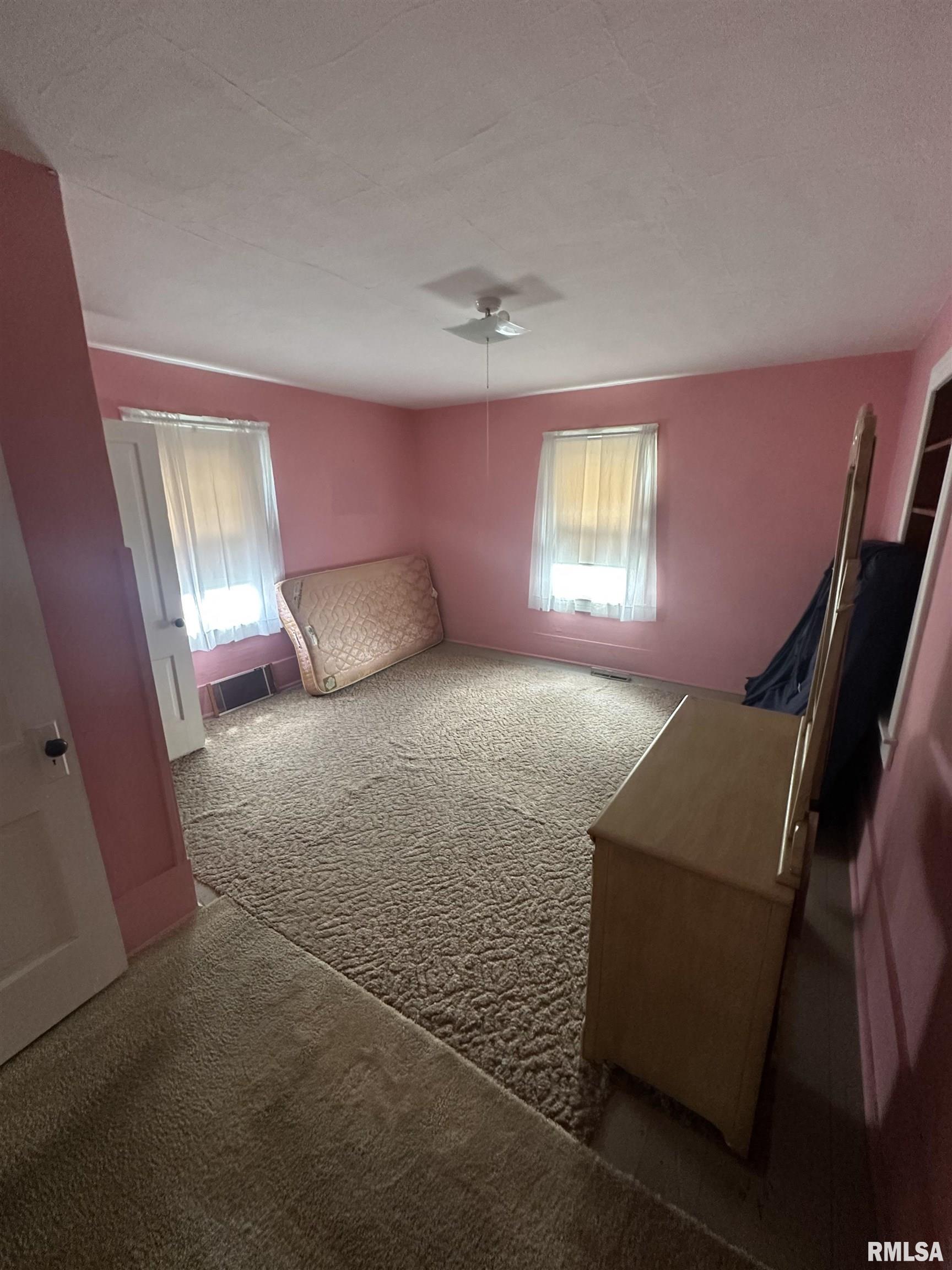202 North Madison Street Washburn, IL 61570 - Photo 8 of 12