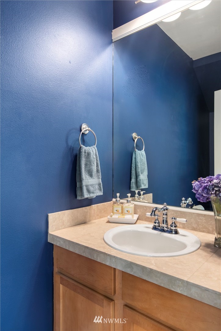 23958 34th Avenue Southeast, Unit 1 Bothell, WA 98021 - Photo 6 of 35