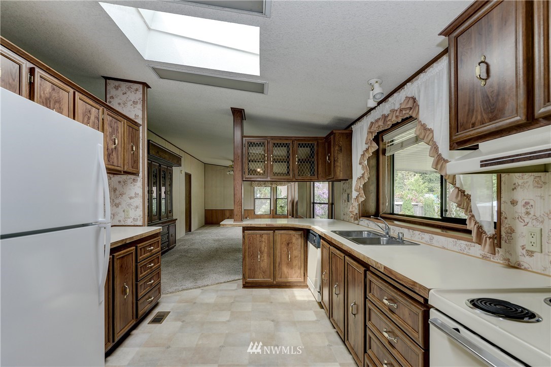 5740 Schoth Road Southwest Tumwater, WA 98512 - Photo 14 of 32 Gallery Image 14