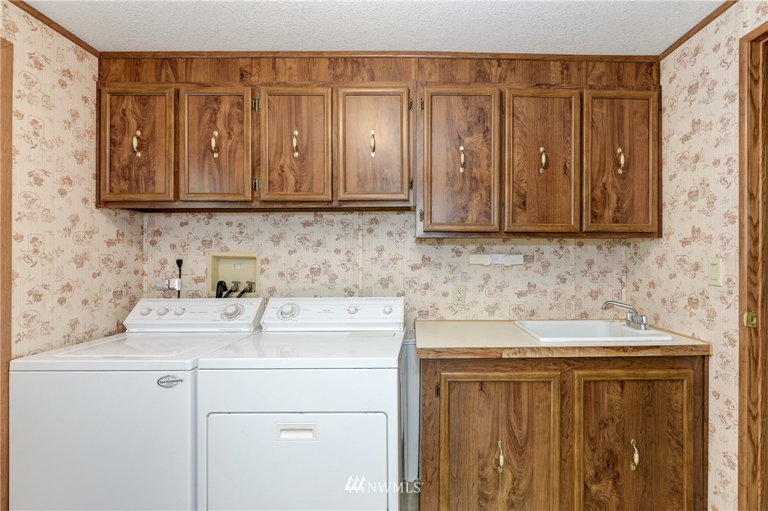 5740 Schoth Road Southwest Tumwater, WA 98512 - Photo 15 of 32 Gallery Image 15