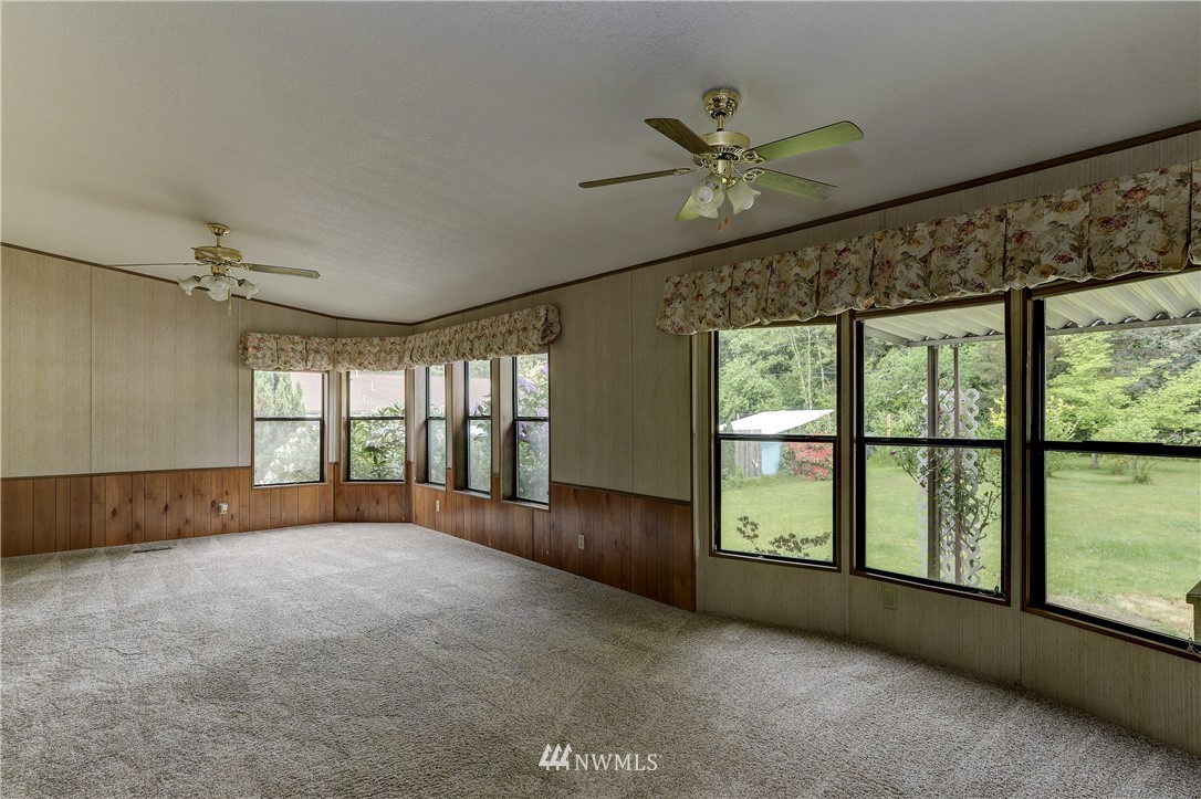 5740 Schoth Road Southwest Tumwater, WA 98512 - Photo 8 of 32 Gallery Image 8
