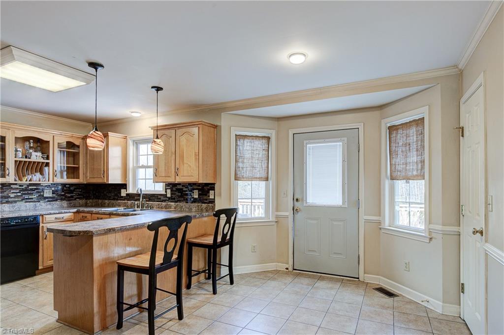 625 Massey Road Reidsville, NC 27320 - Photo 17 of 46 Gallery Image 17
