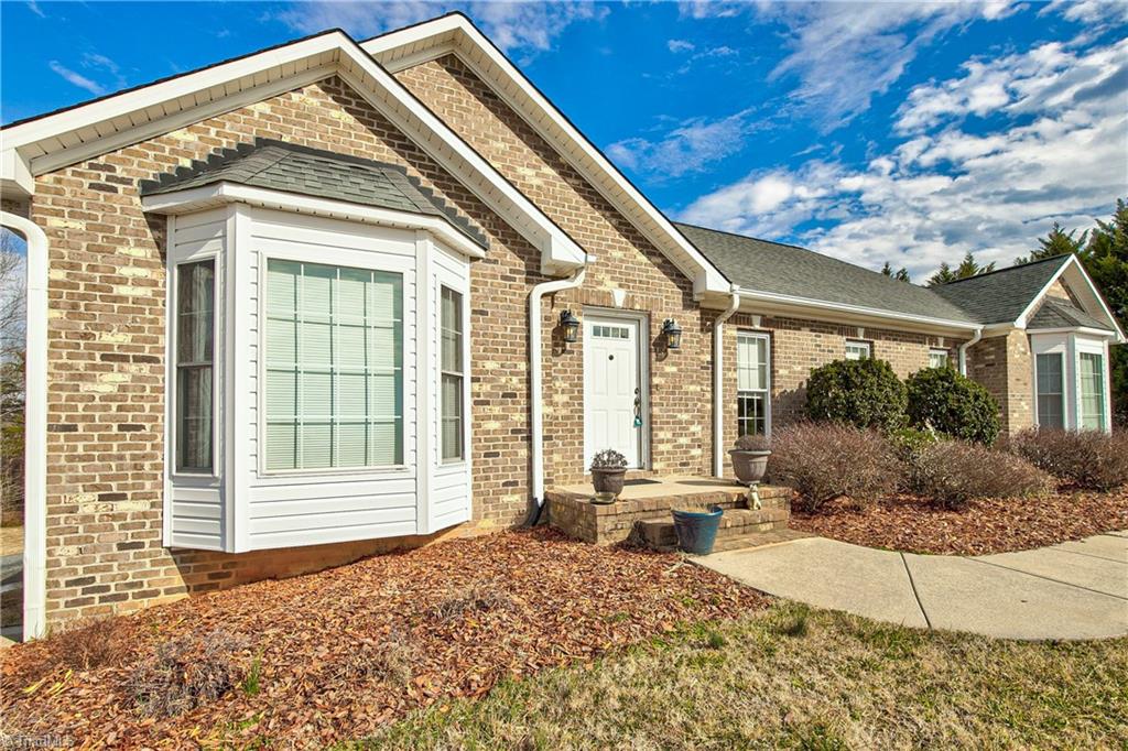 625 Massey Road Reidsville, NC 27320 - Photo 5 of 46 Gallery Image 5