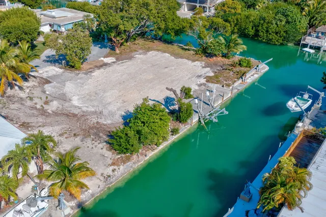 a view of a garden with an outdoor space