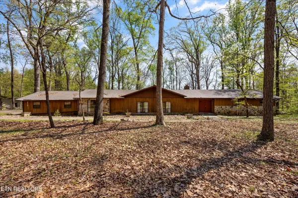 $299,000 | 319 Linwood Drive, Sweetwater, TN 37874