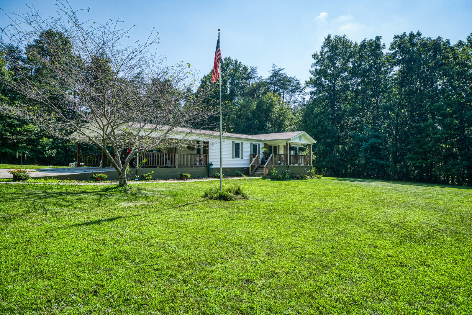 3265 Brewer Road Crossville, TN 38572 - Photo 2 of 39 01_3265_Brewer_St_Crossville003_TNPC2_ml