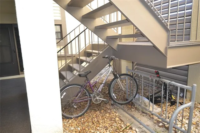 $2,000 | 226 Woodlake Wynde, Oldsmar, FL 34677