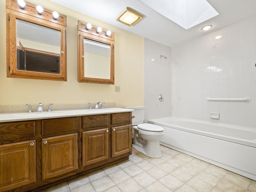 7 Garden Road Wellesley, MA 02481 - Photo 14 of 29