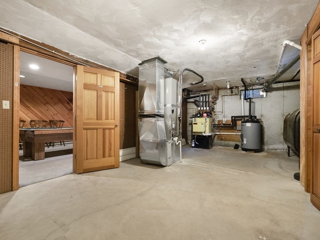 7 Garden Road Wellesley, MA 02481 - Photo 23 of 29