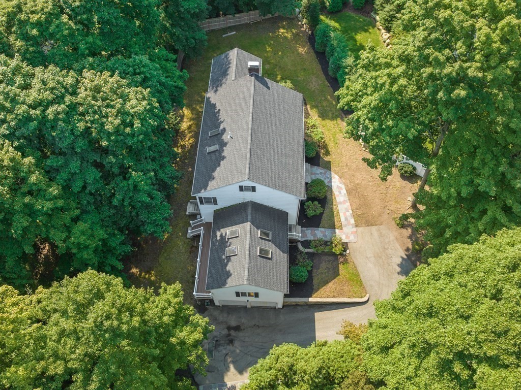 7 Garden Road Wellesley, MA 02481 - Photo 6 of 29