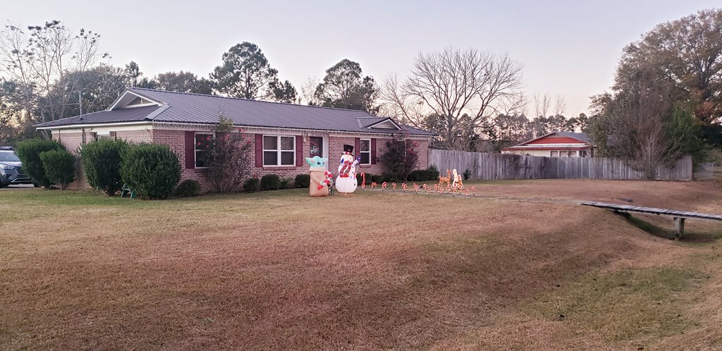 104 Pineridge Road Dothan, AL 36305 - Photo 3 of 19