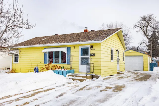 $250,000 | 1506 15th Street South, Fargo, ND 58103