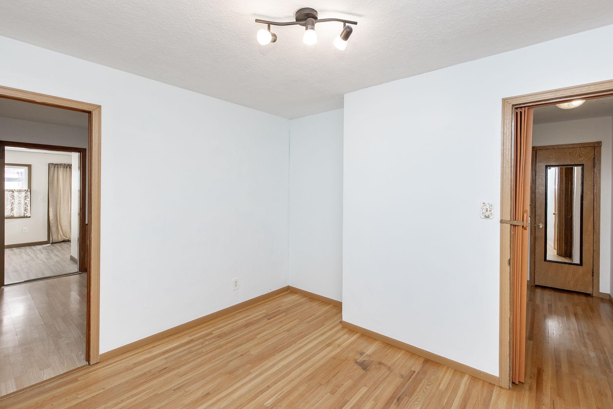 1506 15th Street South Fargo, ND 58103 - Photo 18 of 57