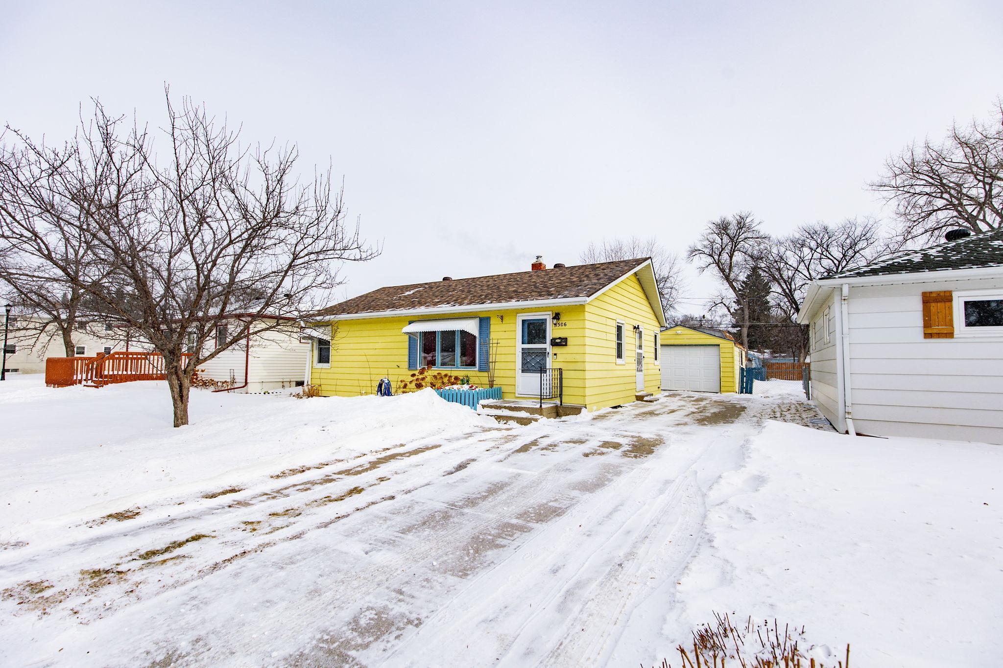 1506 15th Street South Fargo, ND 58103 - Photo 2 of 57