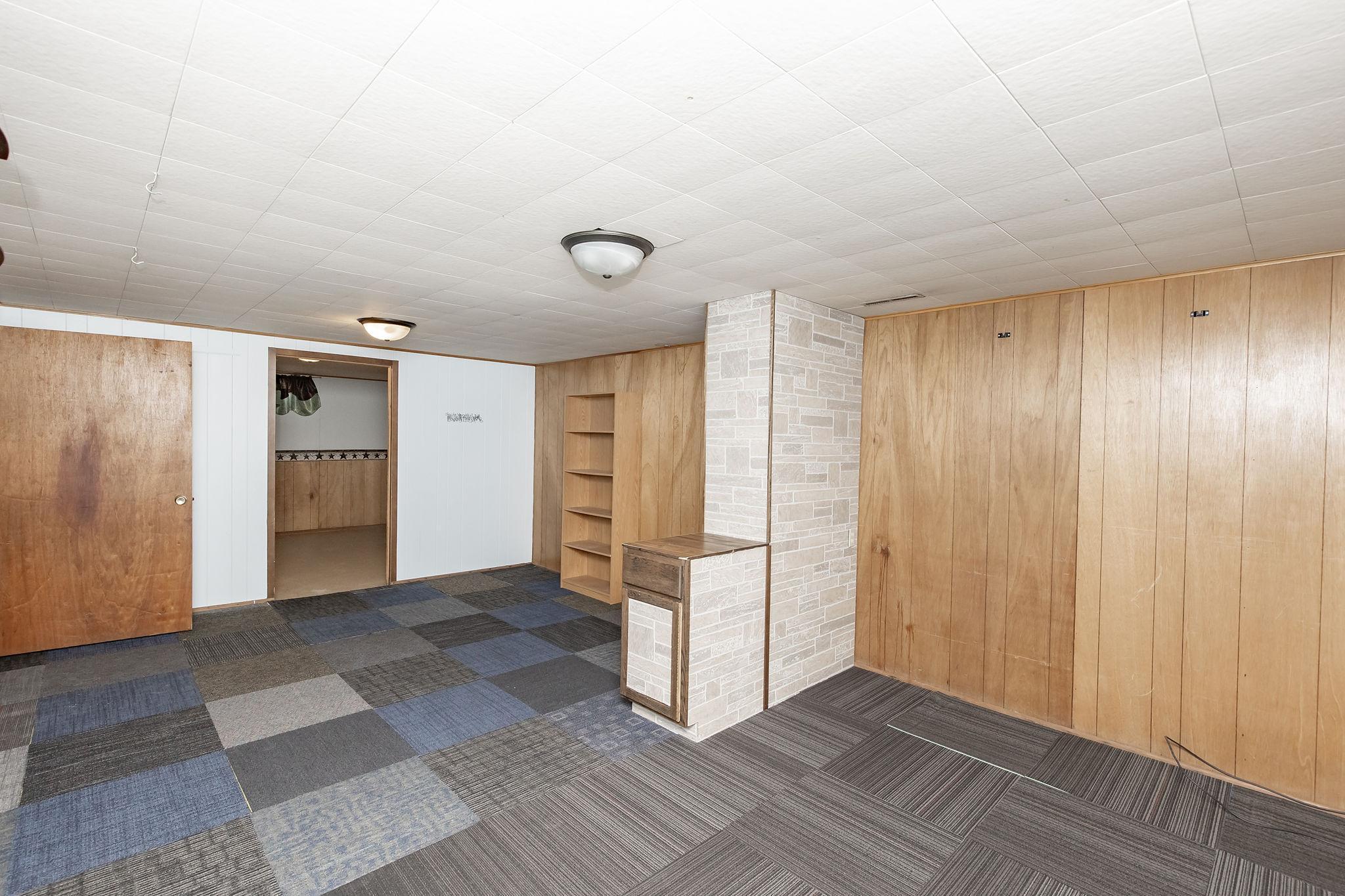 1506 15th Street South Fargo, ND 58103 - Photo 32 of 57