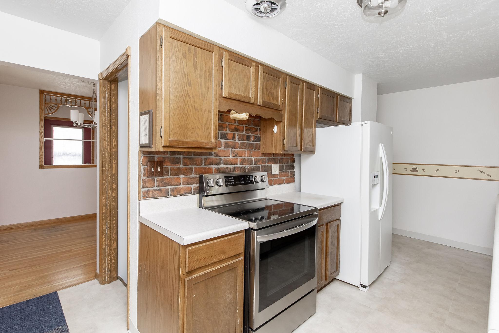 1506 15th Street South Fargo, ND 58103 - Photo 10 of 57