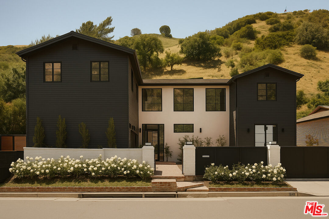 1937 North Beverly Dr  