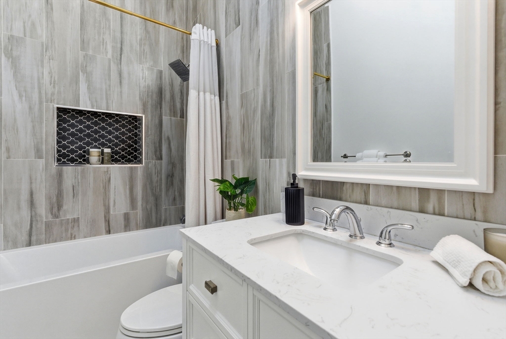 230 Carlisle Road Bedford, MA 01730 - Photo 16 of 35