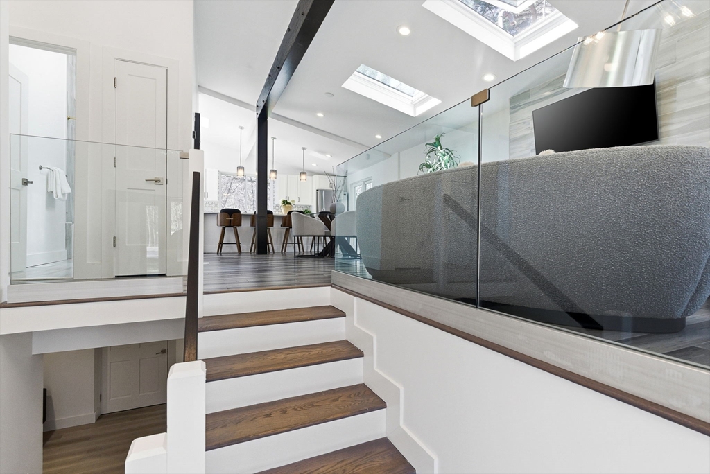 230 Carlisle Road Bedford, MA 01730 - Photo 20 of 35