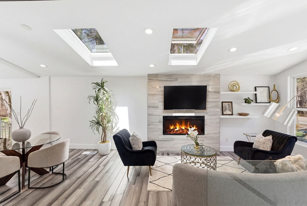 230 Carlisle Road Bedford, MA 01730 - Photo 2 of 35