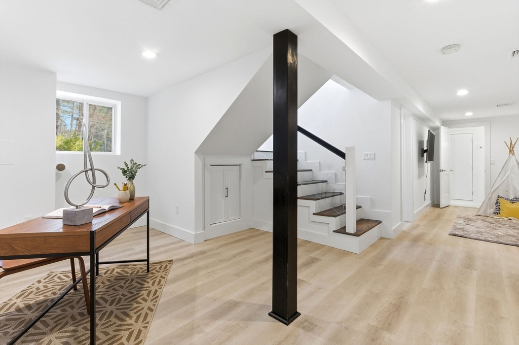 230 Carlisle Road Bedford, MA 01730 - Photo 23 of 35