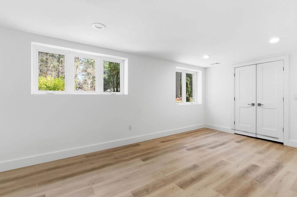 230 Carlisle Road Bedford, MA 01730 - Photo 24 of 35