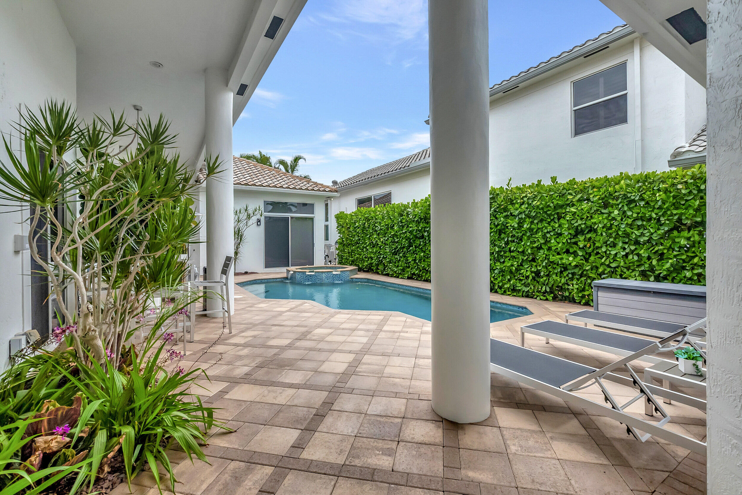 4085 Avalon Pointe Drive Boca Raton, FL 33496 - Photo 5 of 119 Courtyard