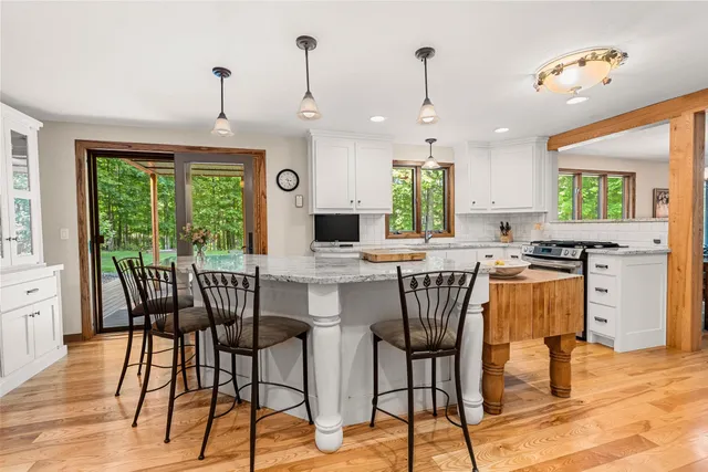 $864,900 | 4331 Pittco Road, Green Bay, WI 54313