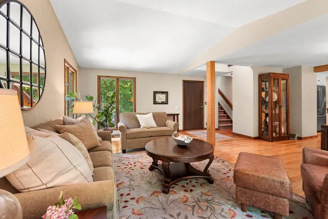 $864,900 | 4331 Pittco Road, Green Bay, WI 54313