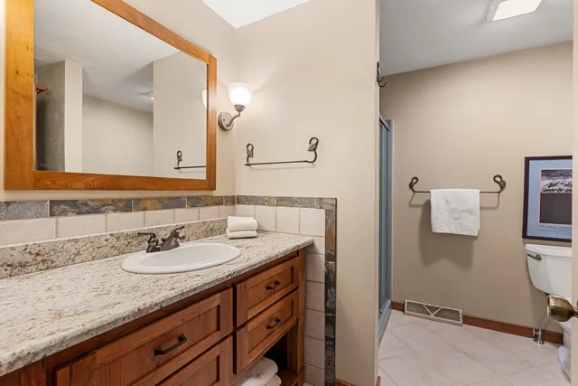 $864,900 | 4331 Pittco Road, Green Bay, WI 54313