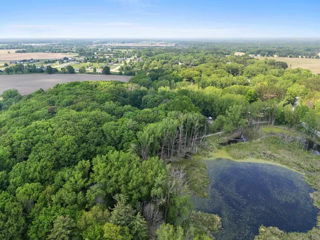 $864,900 | 4331 Pittco Road, Green Bay, WI 54313