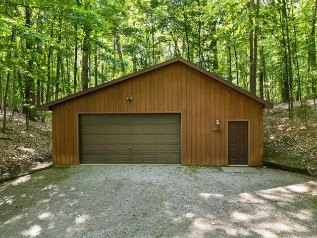 $864,900 | 4331 Pittco Road, Green Bay, WI 54313