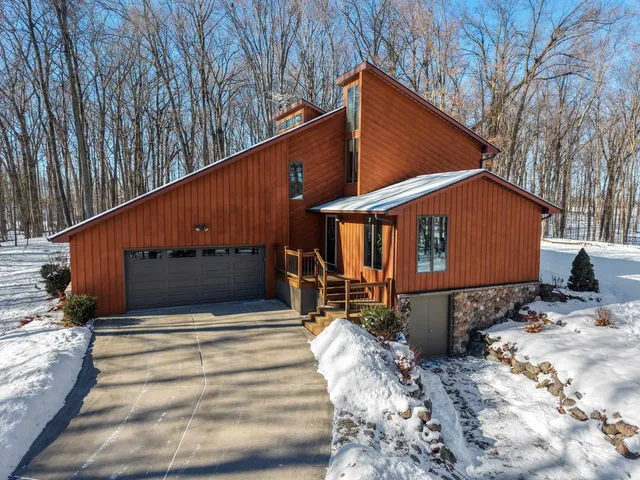 $864,900 | 4331 Pittco Road, Green Bay, WI 54313