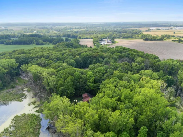 $864,900 | 4331 Pittco Road, Green Bay, WI 54313