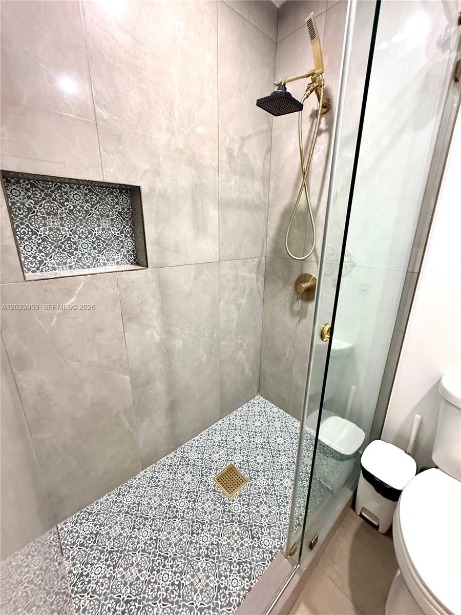 3280 Southwest 16th Terrace Miami, FL 33145 - Photo 23 of 31